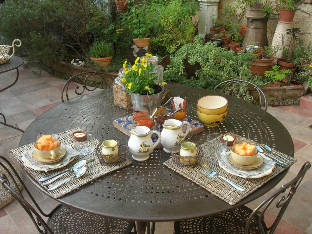エクス＝アン＝プロヴァンス Le Clos Des Freres Gris Bed & Breakfast エクステリア 写真